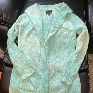 Beautiful chunky sweater.